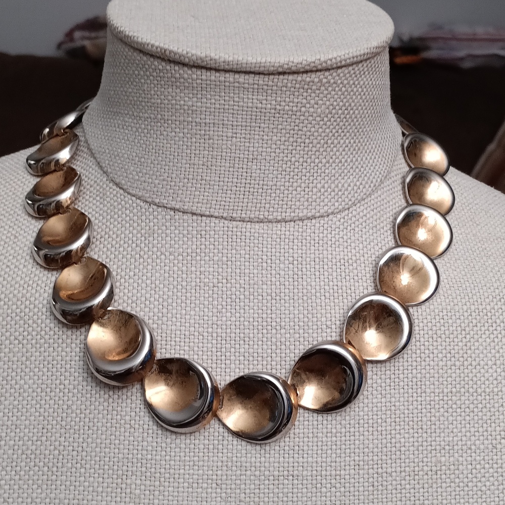 ❌SOLD❌Vintage Silver and Gold 3D Statement Necklace ✨️